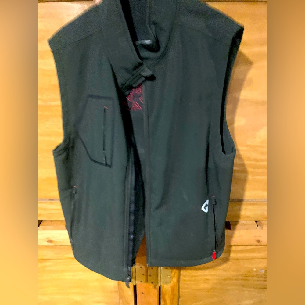 GYDE winter vest green